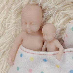 1.9inchGirl -3.9inch Boy Cute Sleeping Baby Full Body Silicone Mini Reborn Doll